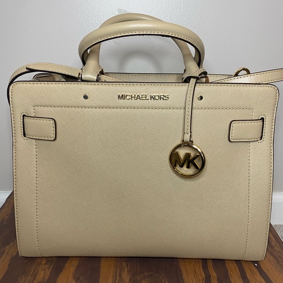 Tan Michael Kors Crossbody - Picture 1 of 5
